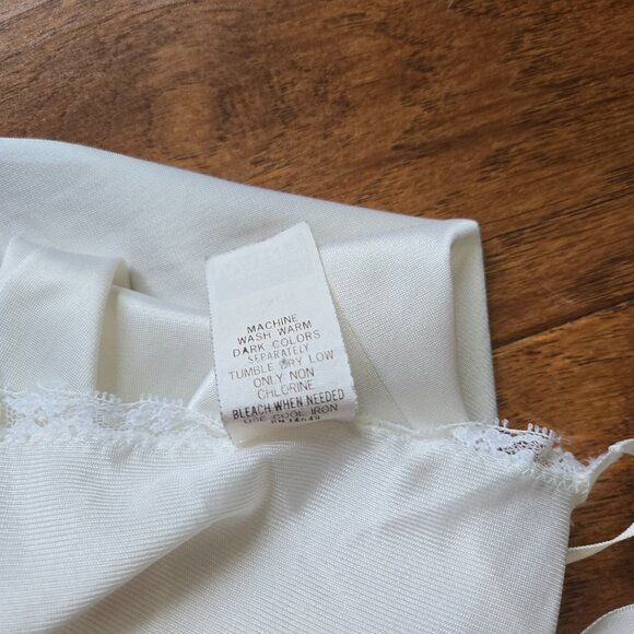 Montgmery Ward Chemise Nightgown Size 10/32 White Nylon Lace Trim Size XS/S - Picture 6 of 8